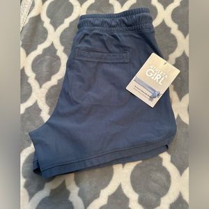 Brand new kids Athleta short